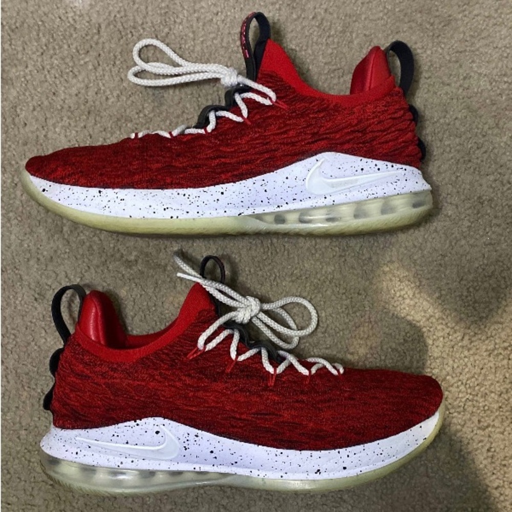 Lebron 15 low-Mens size 11.5